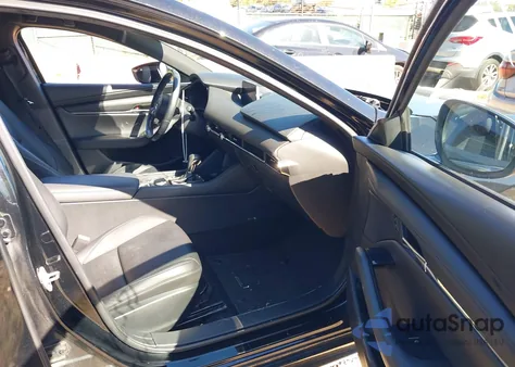 2021 Mazda Mazda3 Preferred из США, поврежденный, VIN JM1BPBLL3M1339390